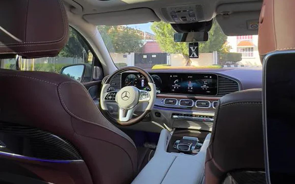 MERCEDES GLS 600 - image 10