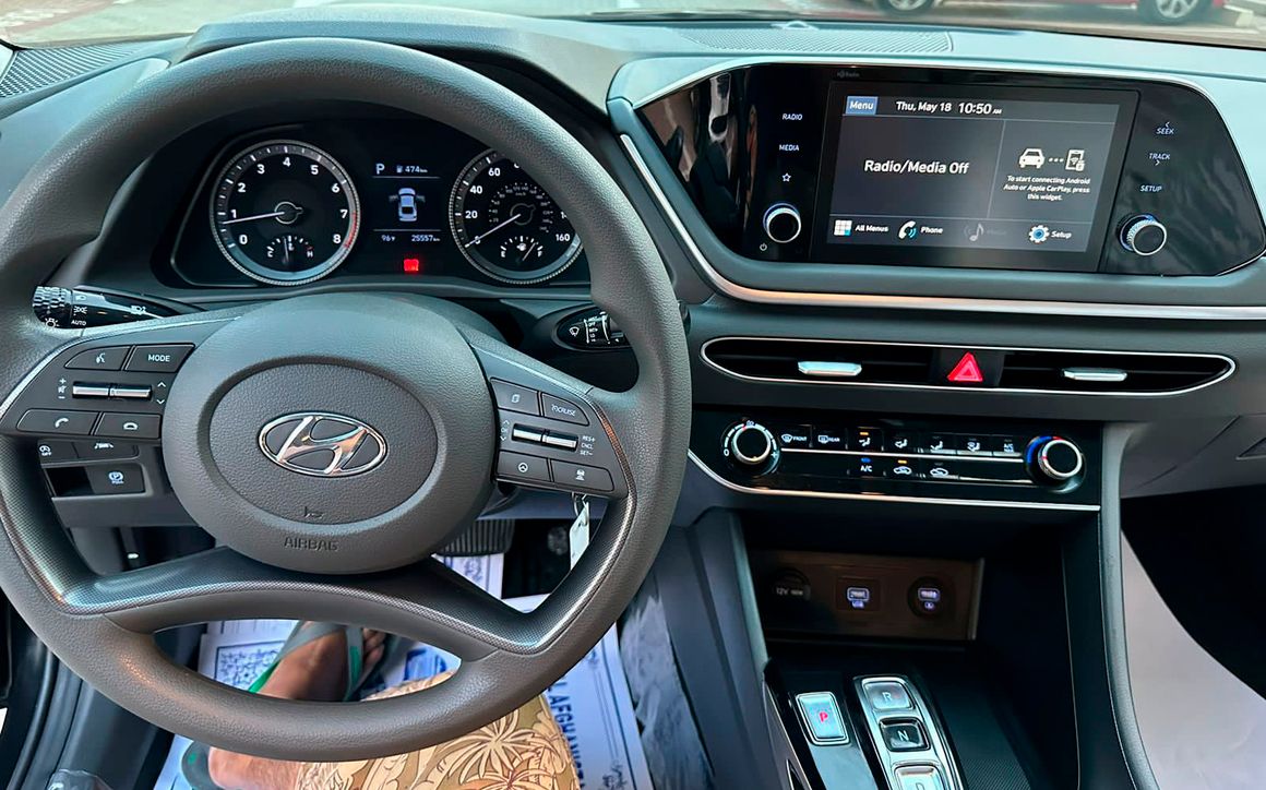 Hyundai Sonata - image 7