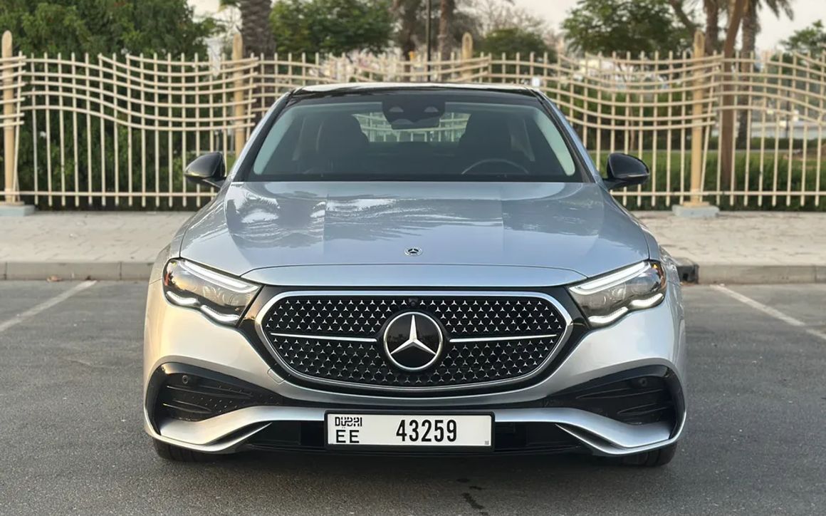 Mercedes E350 - image 3