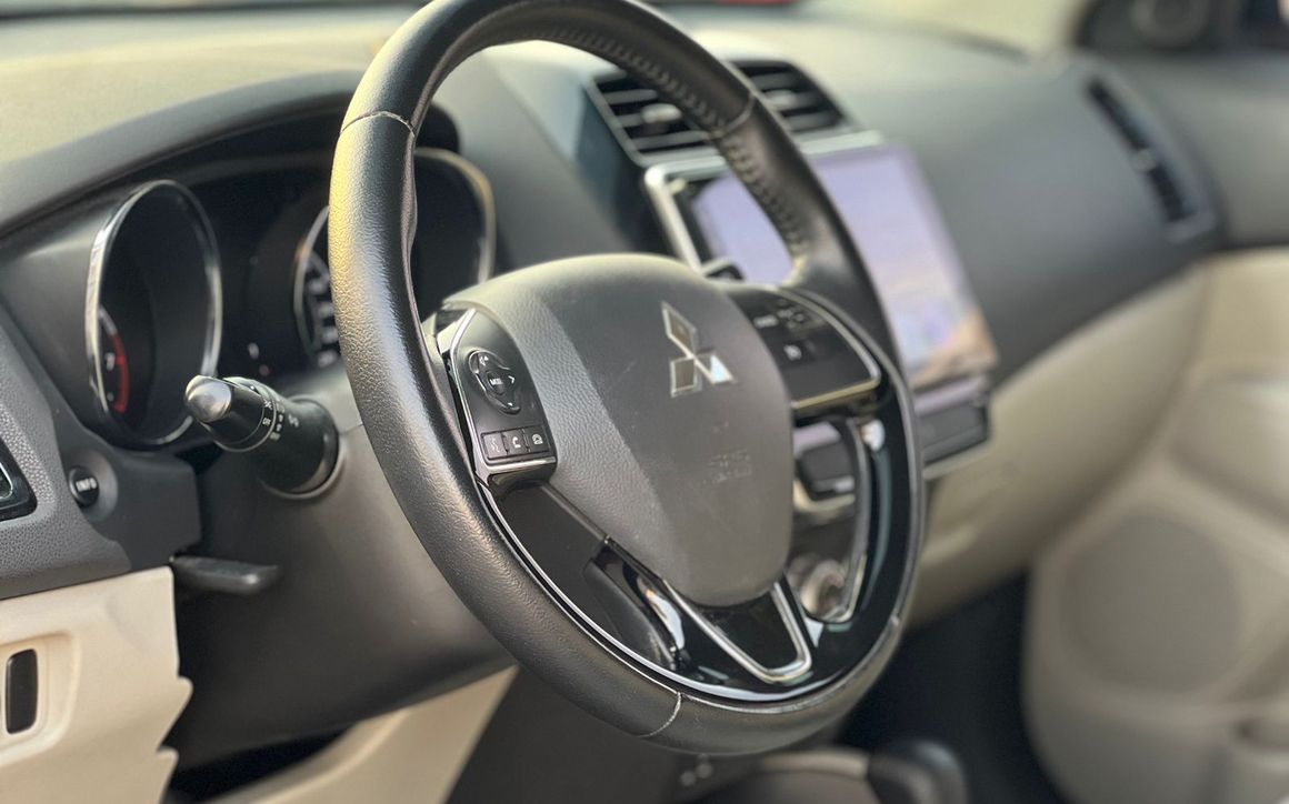 MITSUBISHI ASX - image 8