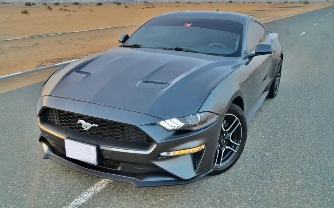 Ford Mustang - image 4