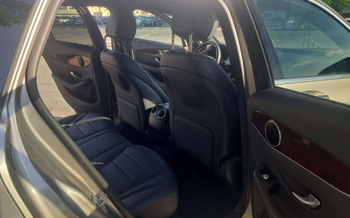 MERCEDES GLC-300 - image 6