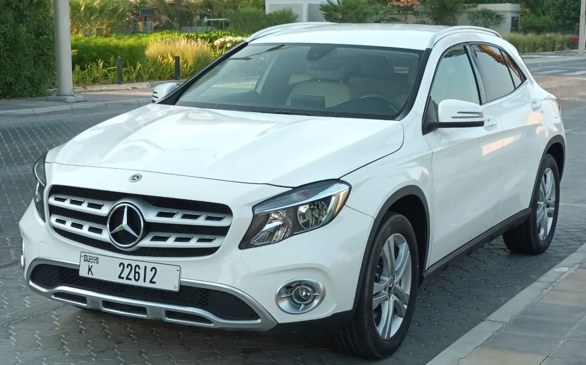 MERCEDES GLA250 - image 1