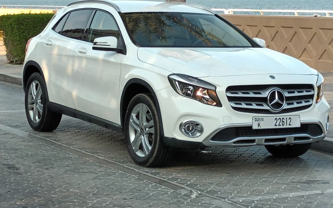 MERCEDES GLA250 - image 7