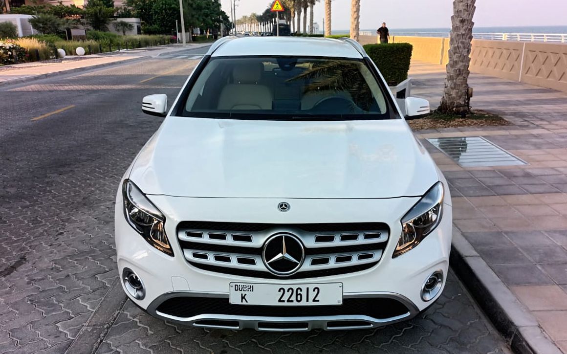 MERCEDES GLA250 - image 6