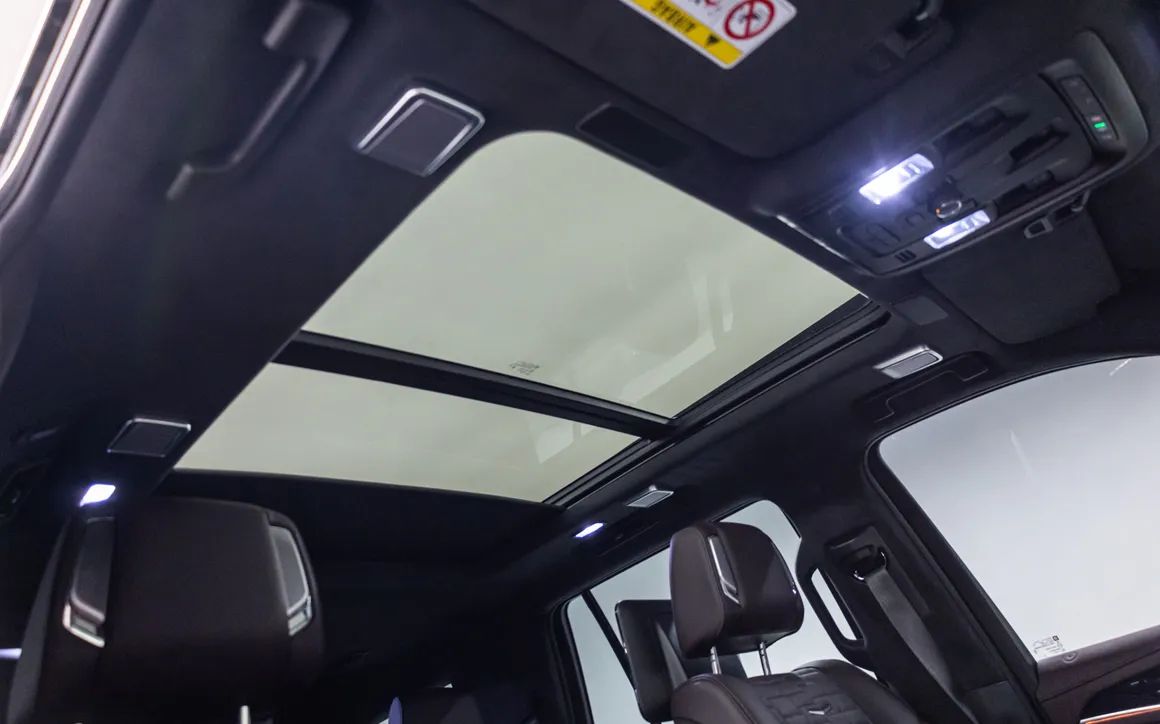 Cadillac Escalade Sport Platinum - image 22