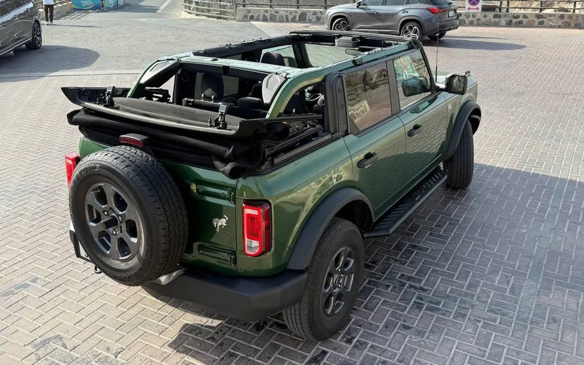 Ford Bronco - image 10