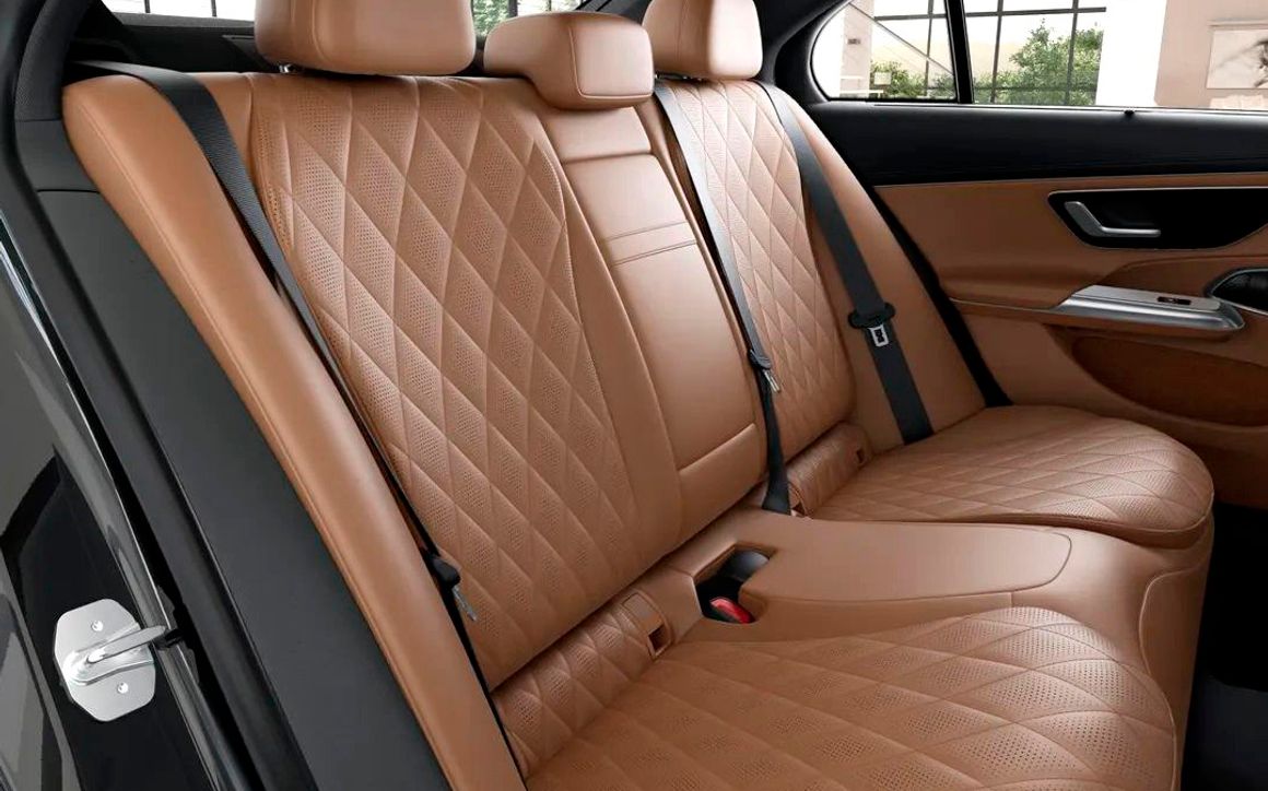 Mercedes E200 - image 8