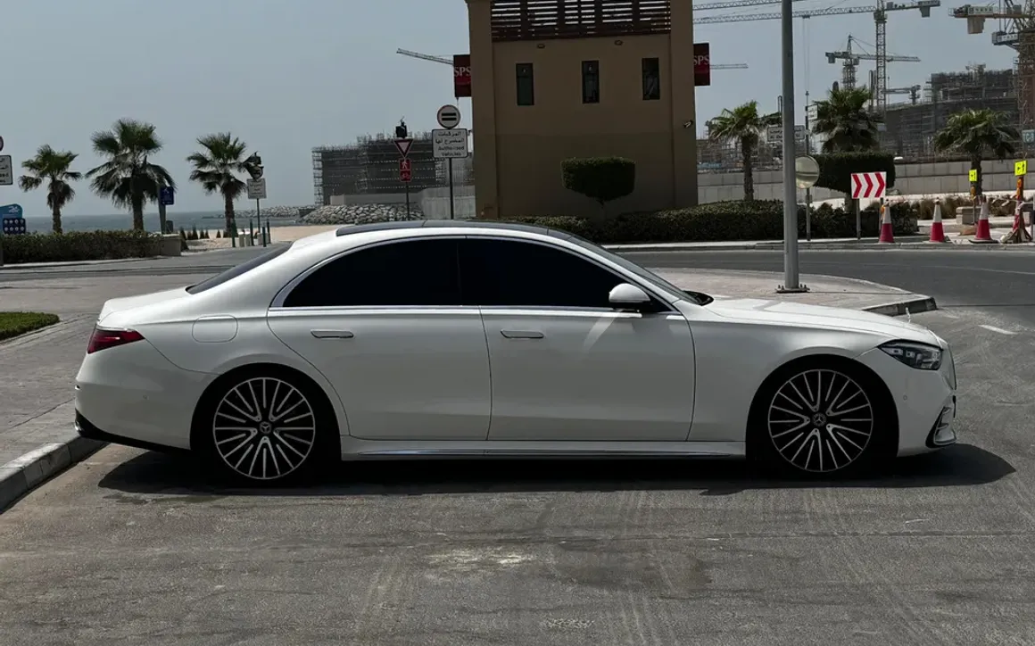 Mercedes Benz S580 - image 5