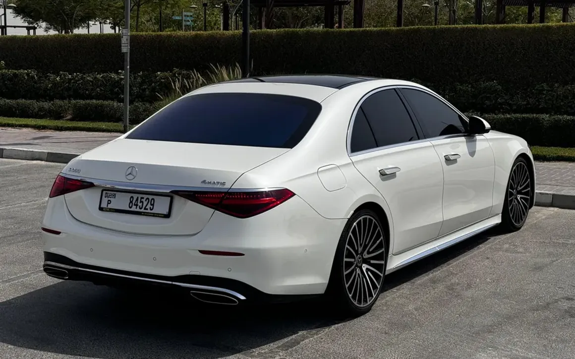 Mercedes Benz S580 - image 6