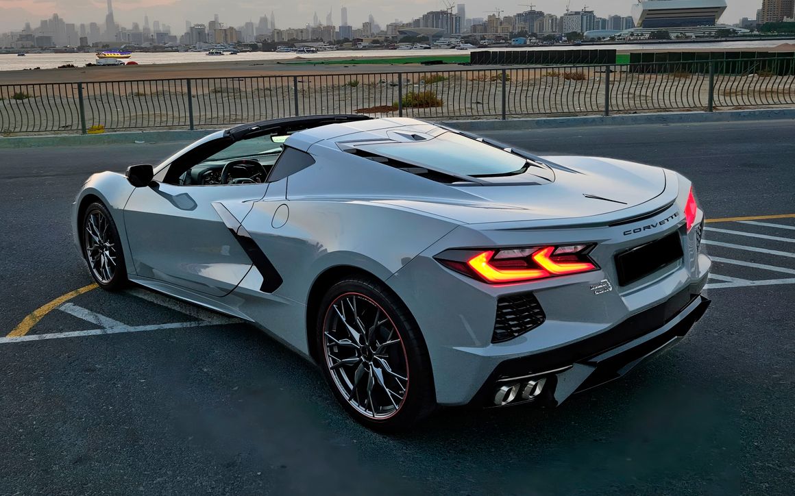 Chevrolet Corvette Stingray Coupe 1LT - image 6
