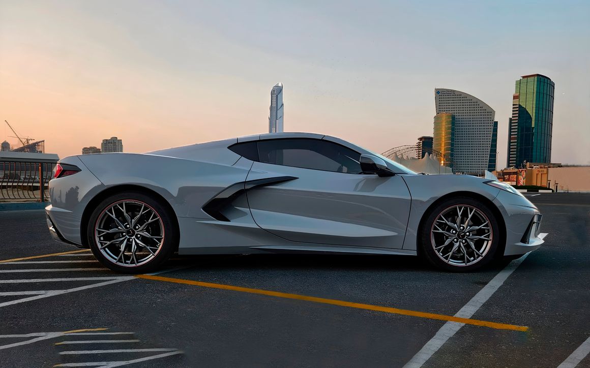 Chevrolet Corvette Stingray Coupe 1LT - image 5