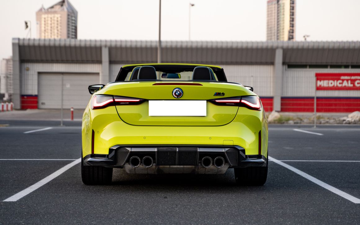 BMW M4 Competition - image 8
