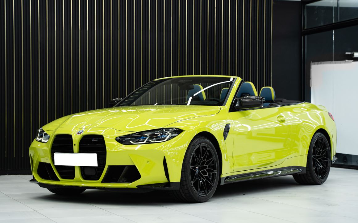 BMW M4 Competition - image 11