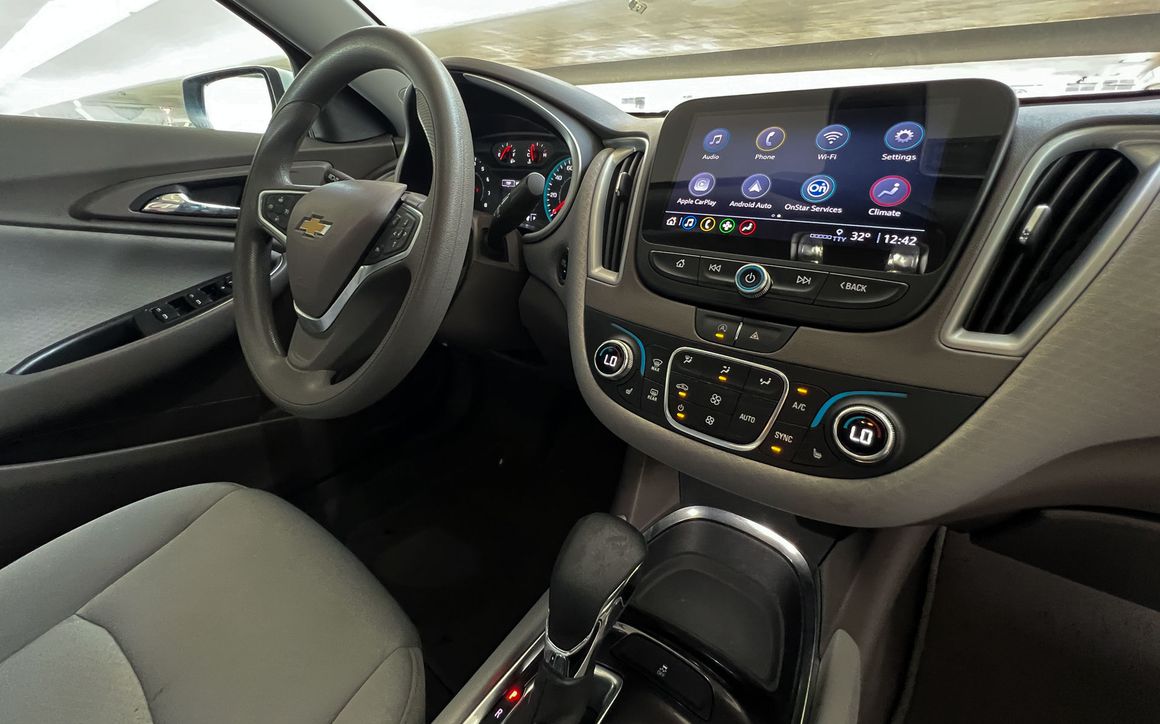 Chevrolet Malibu - image 10