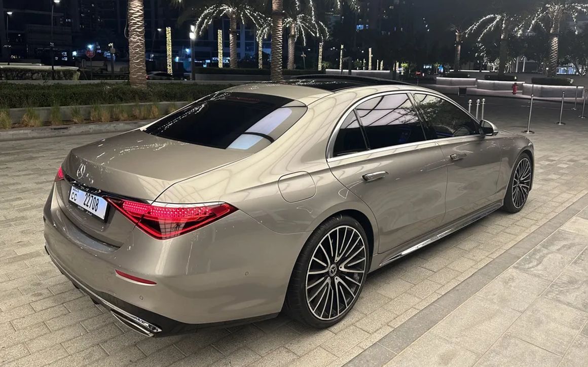 Mercedes S500 - image 9