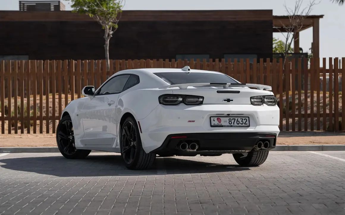 CHEVROLET Camaro - image 4