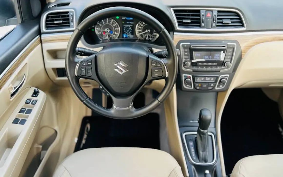 Suzuki Ciaz - image 8