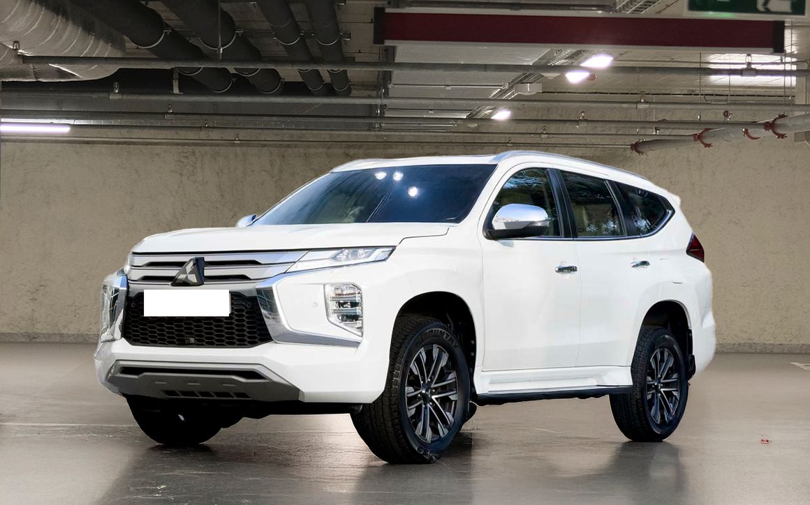 Mitsubishi Montero Sport Premium 3.0L 7 STR- - image 1