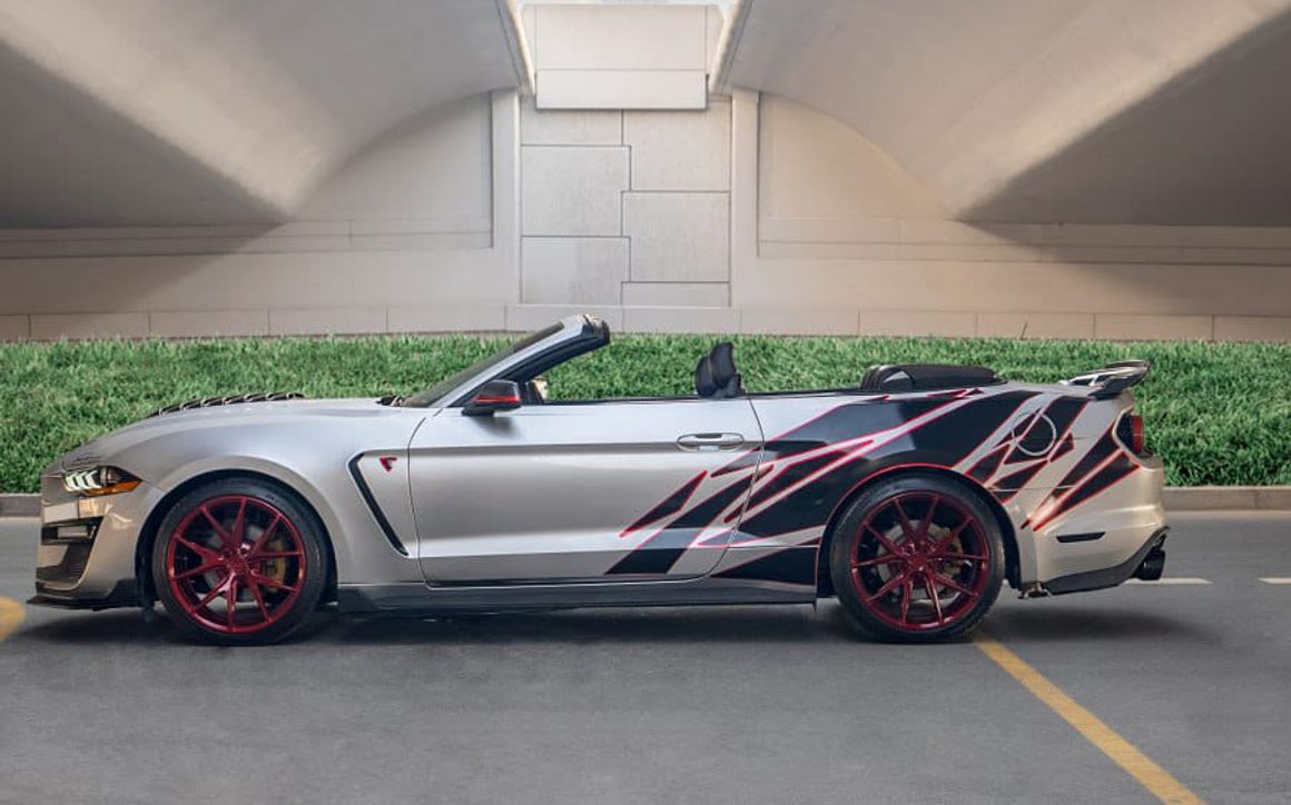 FORD MUSTANG Conv 2019 - image 2