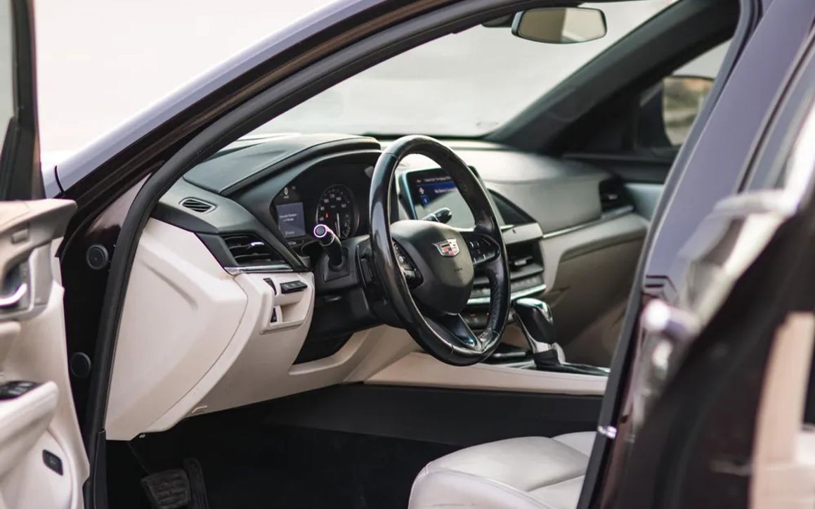 CADILLAC CT4 - image 11