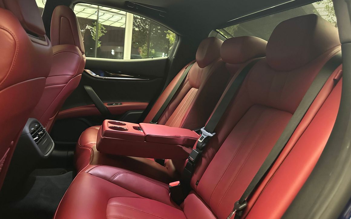 Maserati Ghibli S - image 14
