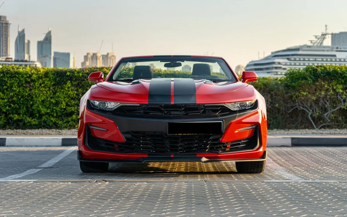 Chevrolet Camaro - image 3