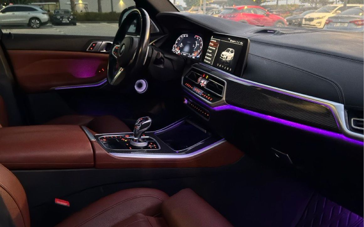 BMW X5 M50I - image 12