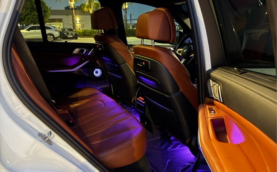BMW X5 M50I - image 10