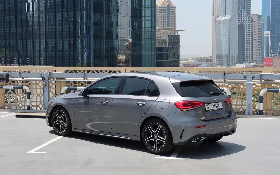 Mercedes-Benz A250 AMG - image 7