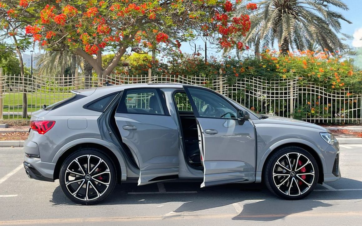 AUDI RS Q3 - image 8