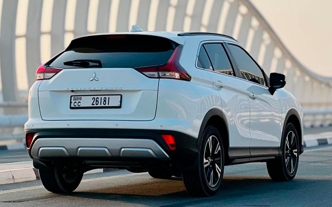 MITSUBISHI ECLIPSE CROSS - image 5