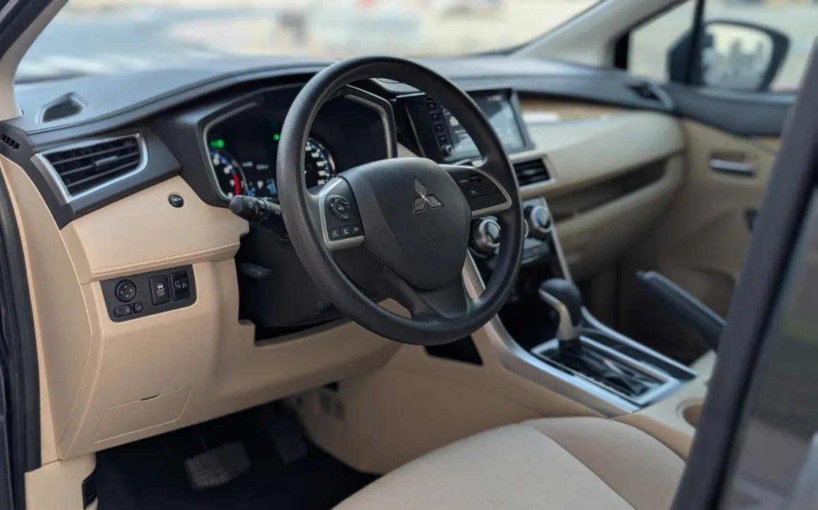 Mitsubishi Xpander (7-Seats) - image 5