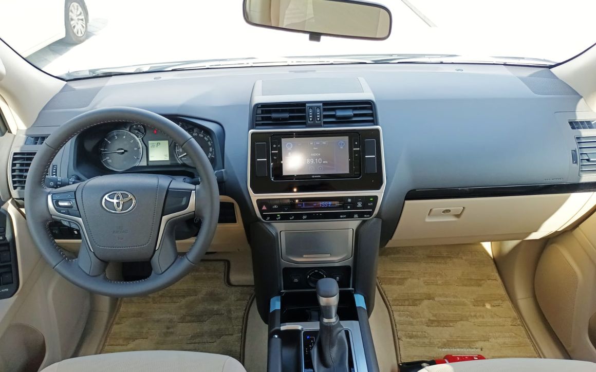 Toyota Prado - image 8