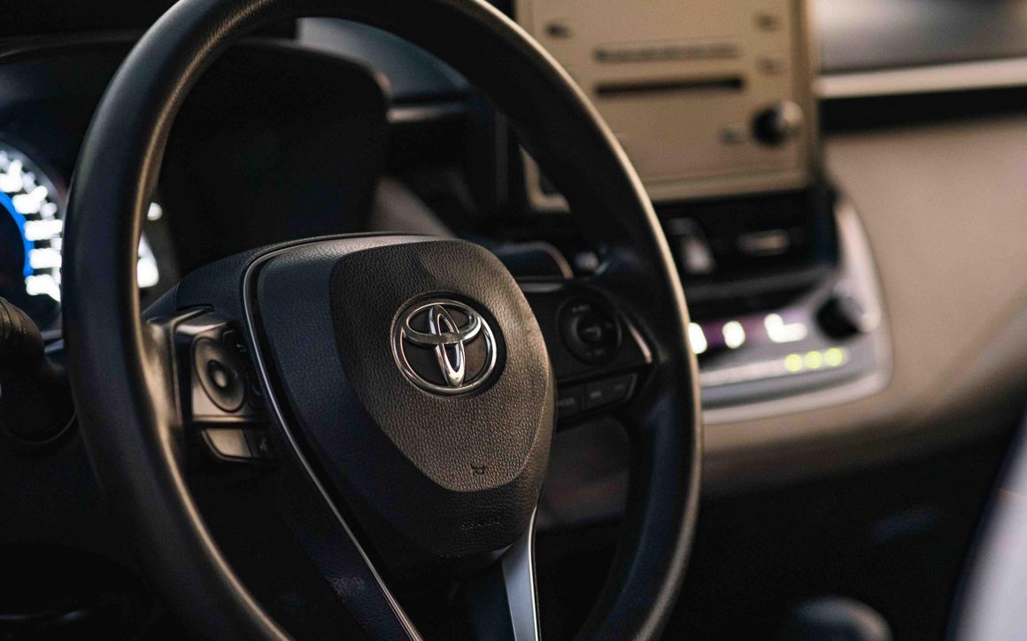 TOYOTA COROLLA - image 10