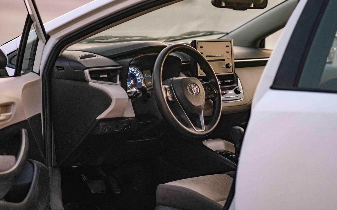 TOYOTA COROLLA - image 13