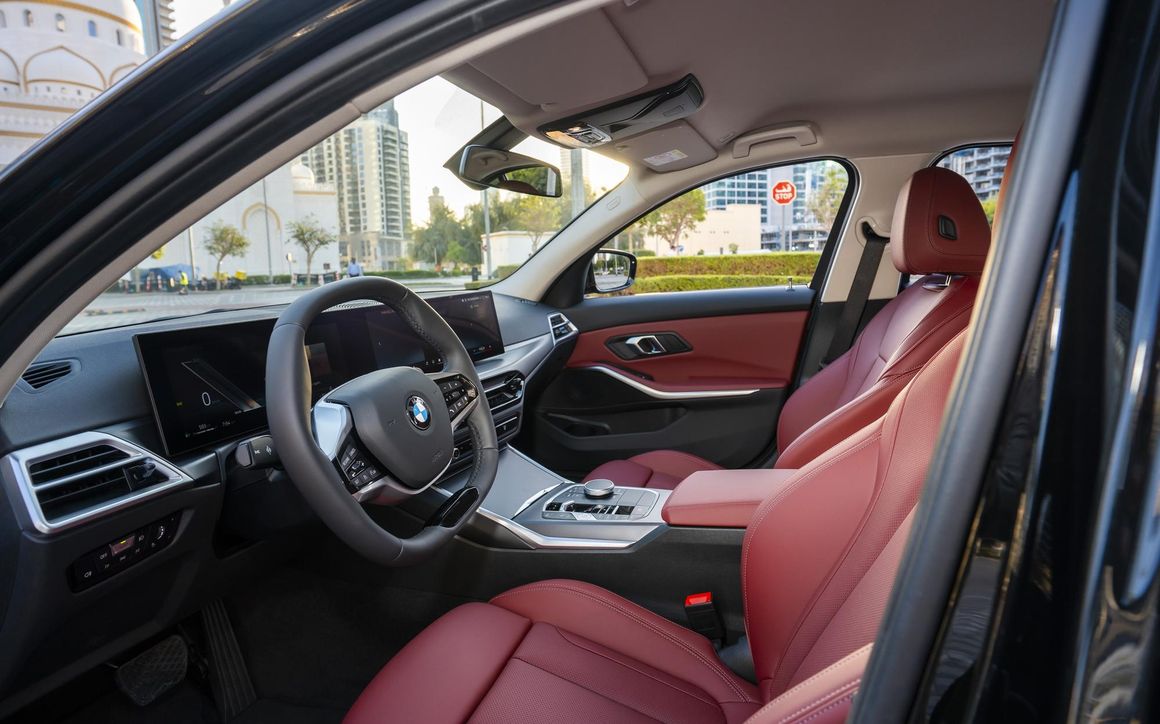 BMW 318i - image 11