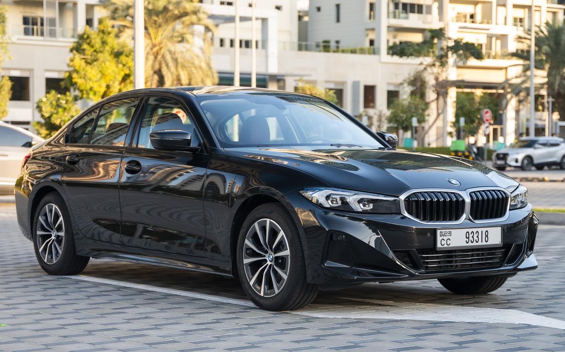 BMW 318i - image 4