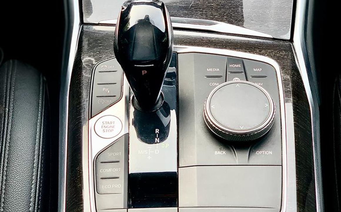 BMW 330I 2020 - image 9