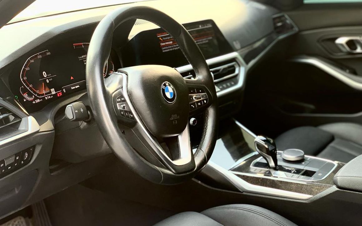 BMW 330I 2020 - image 5