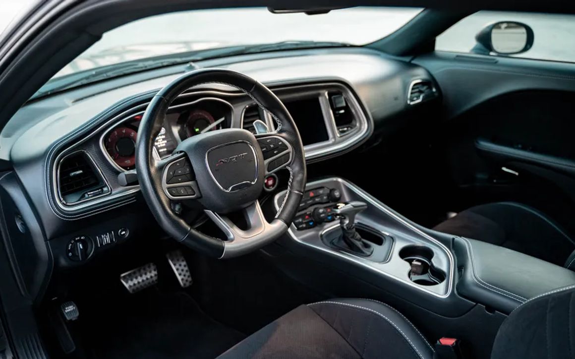 Dodge Challenger Hellcat Redeye - image 8