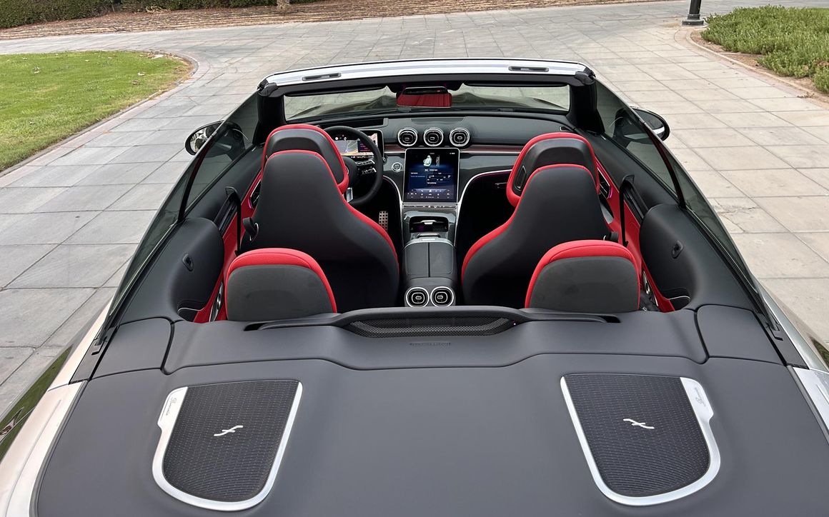 Mercedes-Benz CLE-200 CONVERTIBLE - image 9