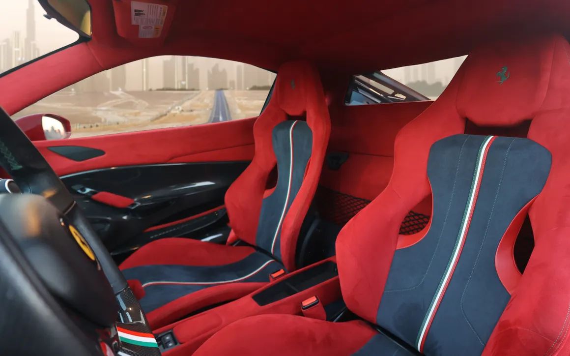 Ferrari Pista Red - image 13