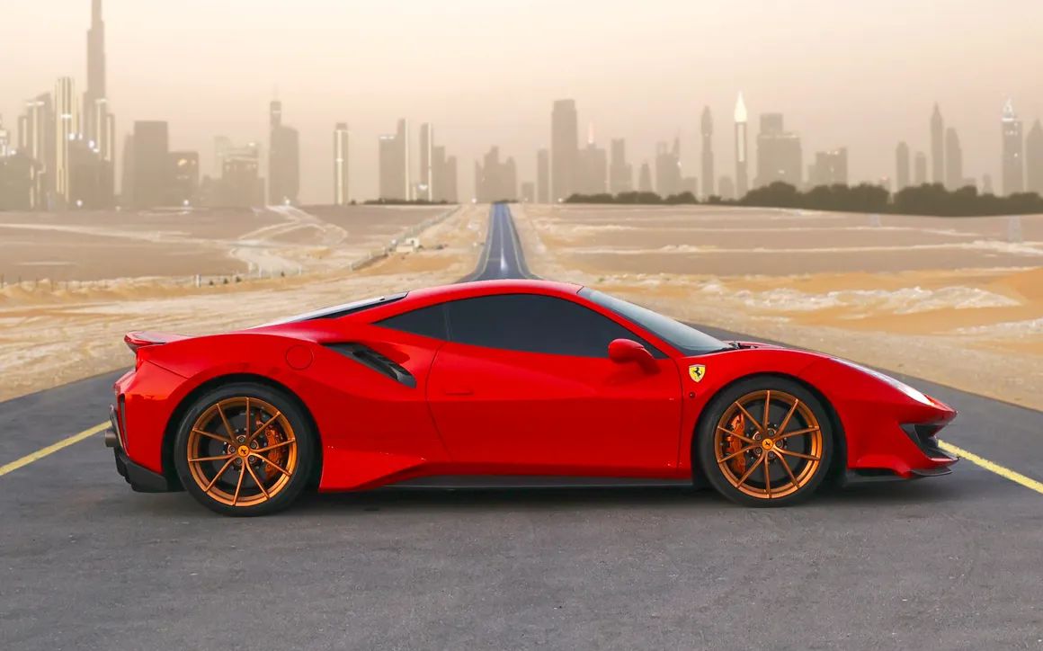 Ferrari Pista Red - image 5
