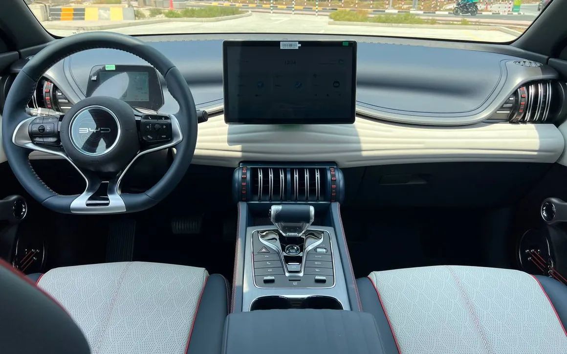 BYD ATTO 3 - image 9