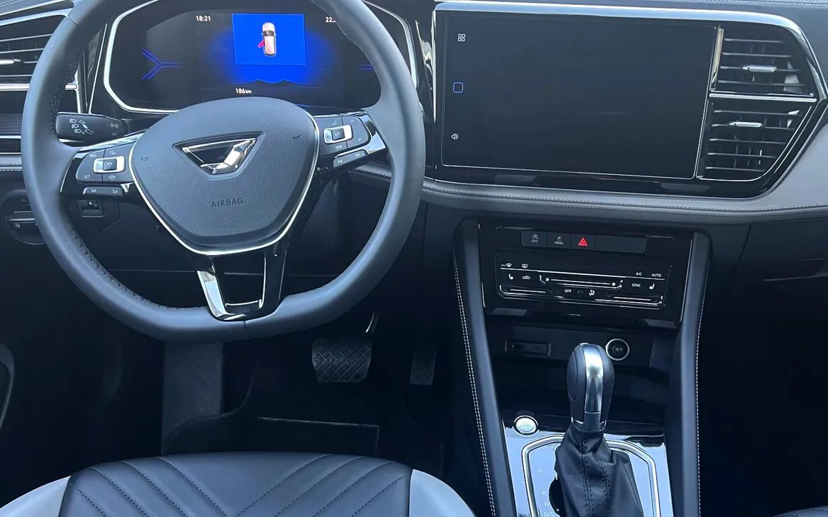 Volkswagen Jetta - image 11