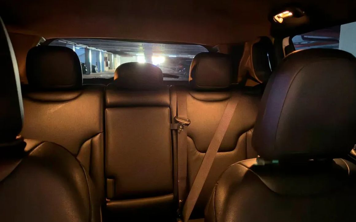 Jeep Compass - image 6