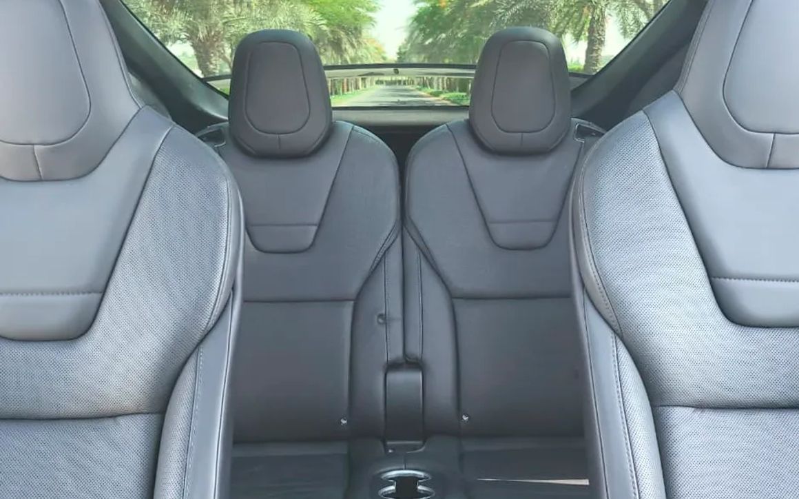 TESLA MODEL X - image 10