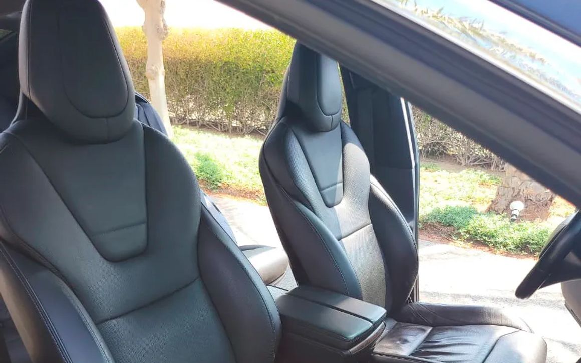 TESLA MODEL X - image 9