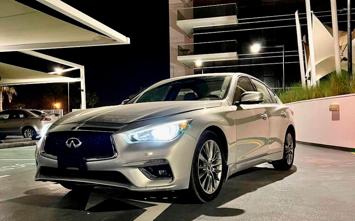 Infiniti Q50 - image 1